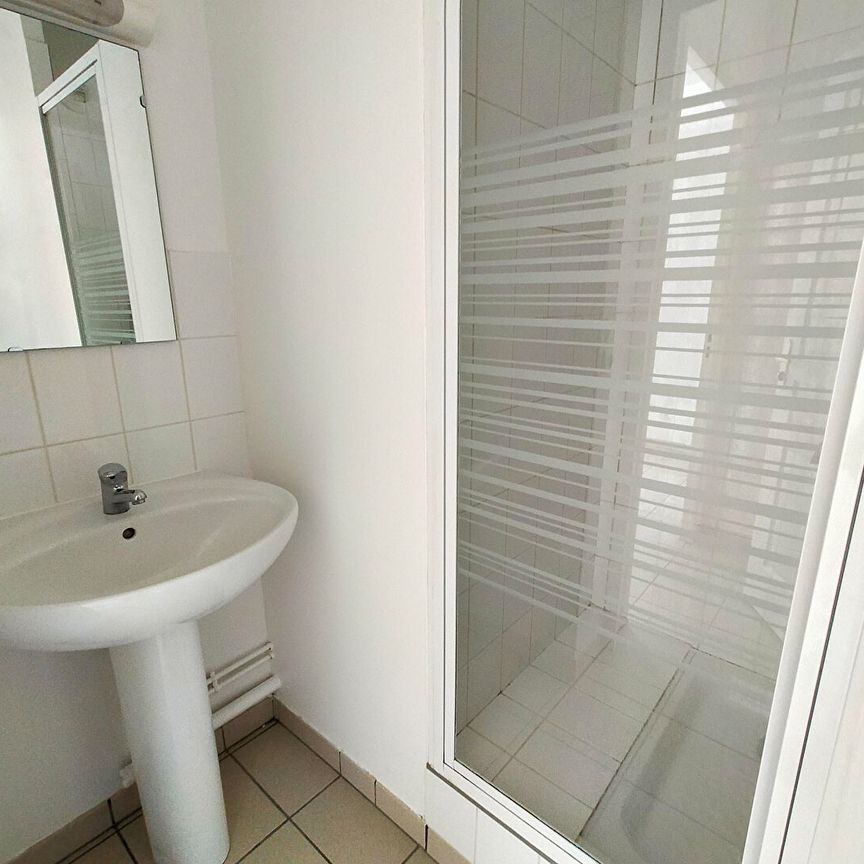 Location Appartement 1 pièce 27m² - Photo 1