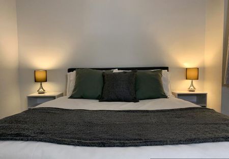 1 bedroom serviced apartment to rent - Photo 3