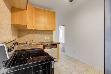 For Lease - 136 Ontario Avenue Unit# Unit #1, Hamilton, Ontario - Photo 5