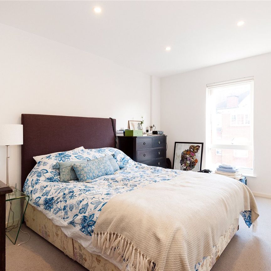 Central Street, London, EC1V 8AZ - Photo 1