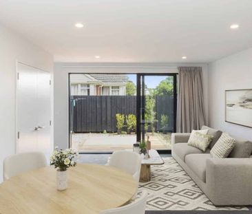 Fresh Townhouse In Great Location! - Photo 1