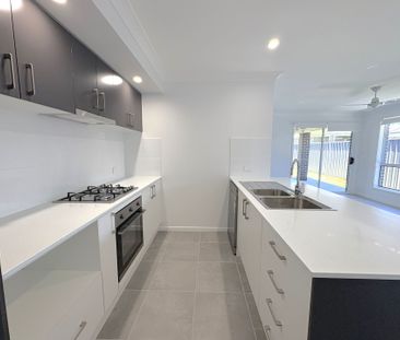 Brand new 4-Bedroom Family Home - Photo 5