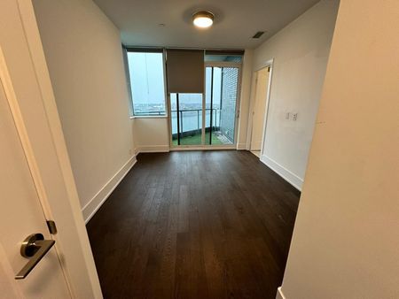 For Lease - 1 Edgewater Drive Unit# PH19, Toronto, Ontario - Photo 4