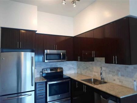For Lease - 7161 Yonge Street Unit# 321, Markham, Ontario - Photo 3
