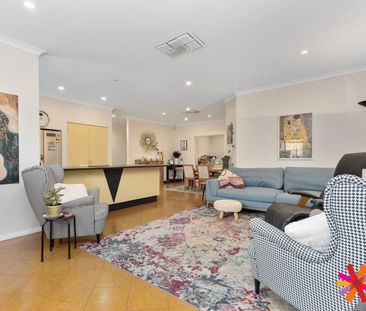 2/6 Bradshaw Crescent, Manning, WA 6152 - Photo 1