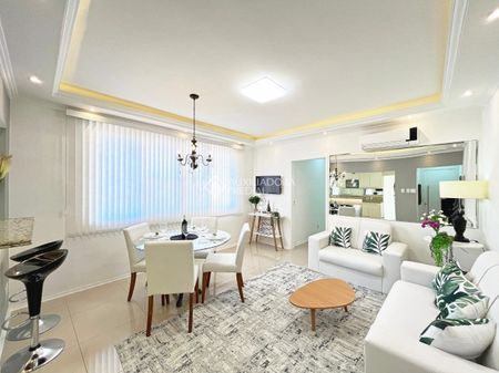 Apartamento com 3 quartos e 108m² para alugar em Centro Histórico, Porto Alegre. - Foto 4