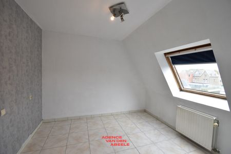 Zeer lichtrijk appartement met 2 slaapkamers en terras - Foto 2