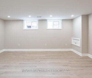 Detached Home For Lease | X8115760 - Photo 6