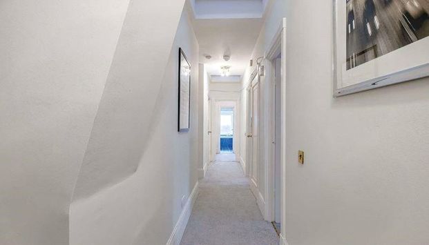 Park Road, London - Photo 1