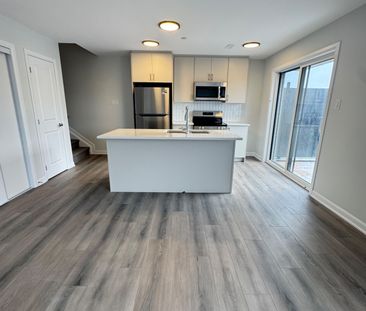 For Lease - 401 Glenroy Gilbert Drive Unit# 26, Barrhaven, Ontario - Photo 6