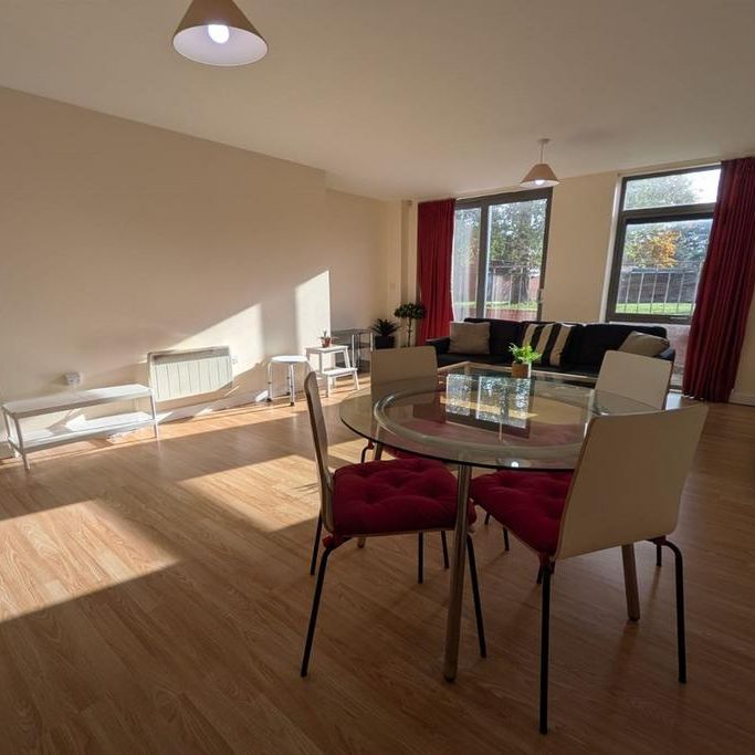 2 bedroom apartment to rent - Photo 1