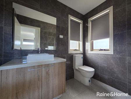 A charming townhouse - Photo 5
