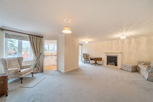 Arlington Lodge, Leamington Spa - Photo 1