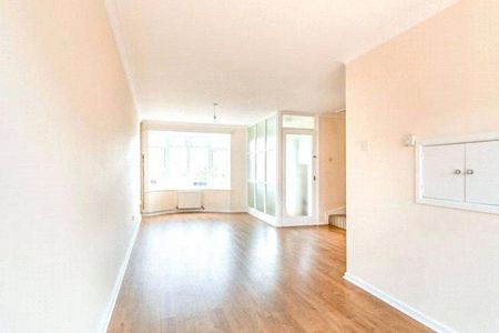 3 bedroom terraced house to rent - Photo 2