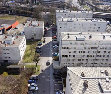 4020 Linz, Vierthalerstraße 28/92 - Photo 2