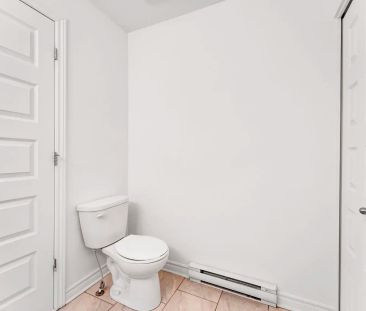 Gatineau-Plateau portfolio — 2 Bedroom - unit 1 - Photo 2