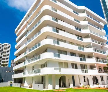 Secluded Sanctuary Steps from the Action - Photo 2