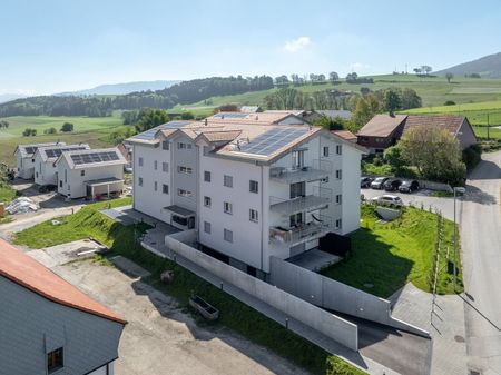 4.5 room apartment for rent in Rueyres-St-Laurent! - Photo 5