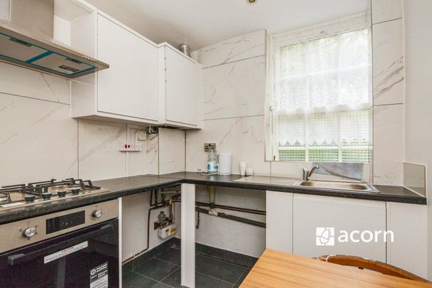 Peckham Park Road, London, SE15 - Photo 1