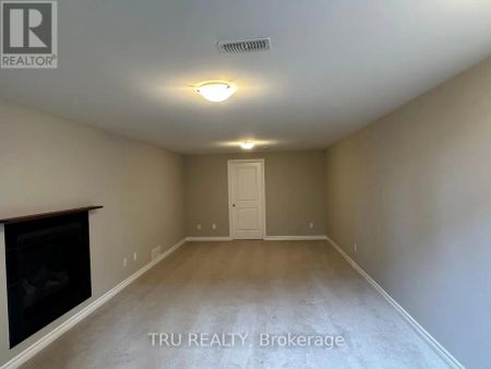 130 ERIC MALONEY WAY - Photo 4