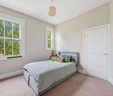2 bedroom maisonette to rent - Photo 5