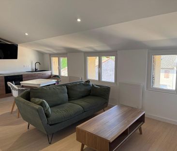 Location Appartement 2 pièces 39m² NEGREPELISSE 82800 - Photo 2