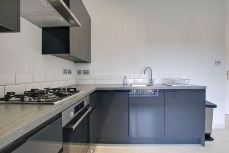 2 bed ground floor flat to rent in Coleman Road, Leicester, LE5 - Photo 3