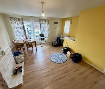 2 bedroom maisonette to rent - Photo 1