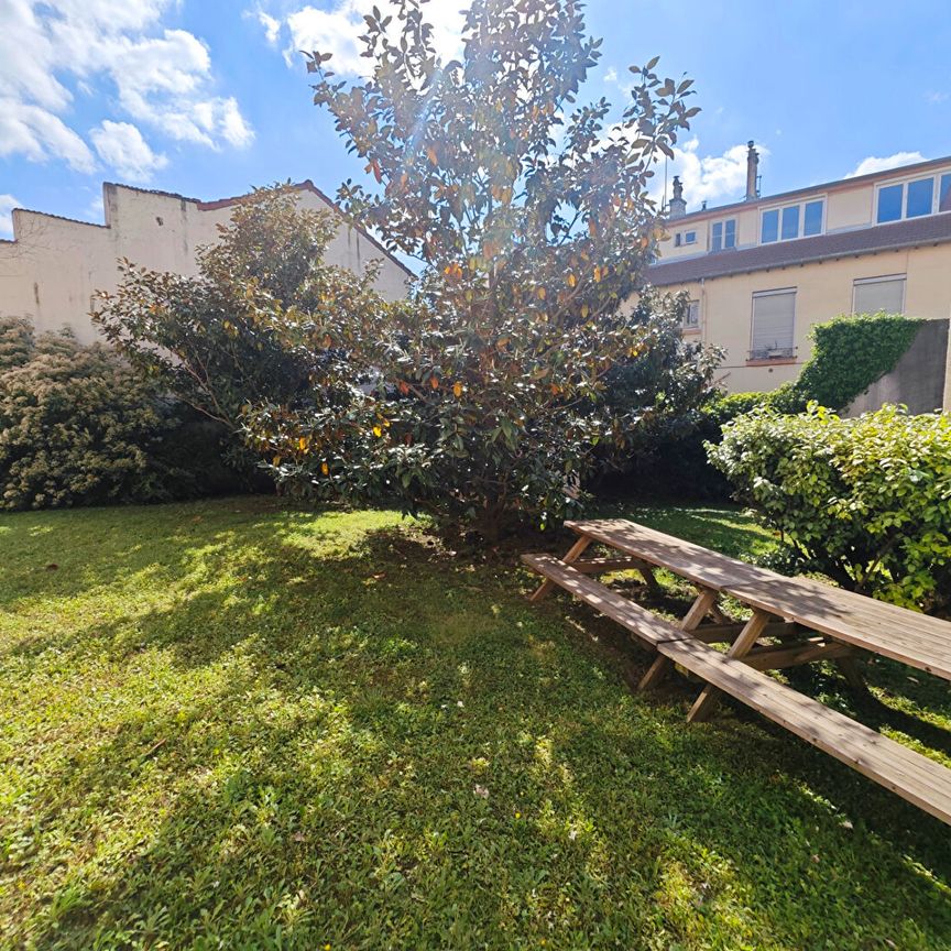 Location Appartement 1 pièce 18m² - Photo 1