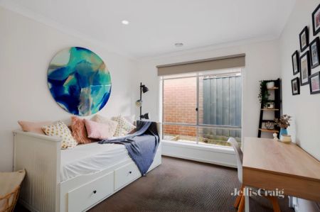 3 Bed, 2 Bath - Photo 5