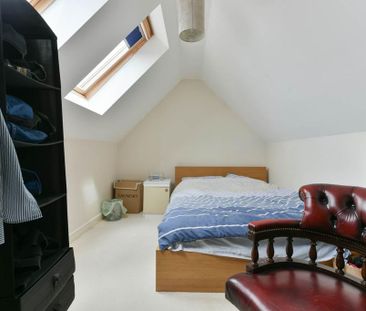 4 bedroom semi-detached house to rent - Photo 4