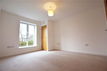 Pullman House, 11 Tudor Way, Beeston, Leeds, LS11 - Photo 2