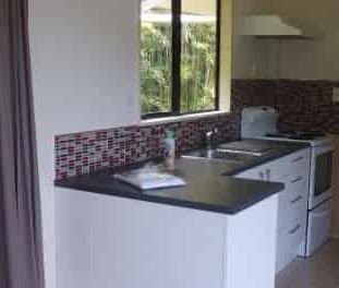 Family 3 bedroom home - Photo 1