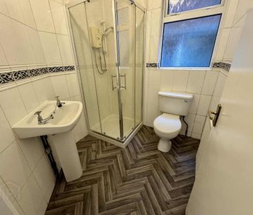 Unit 2, 50 Castleton Gardnes, Belfast, BT15 3BY - Photo 6