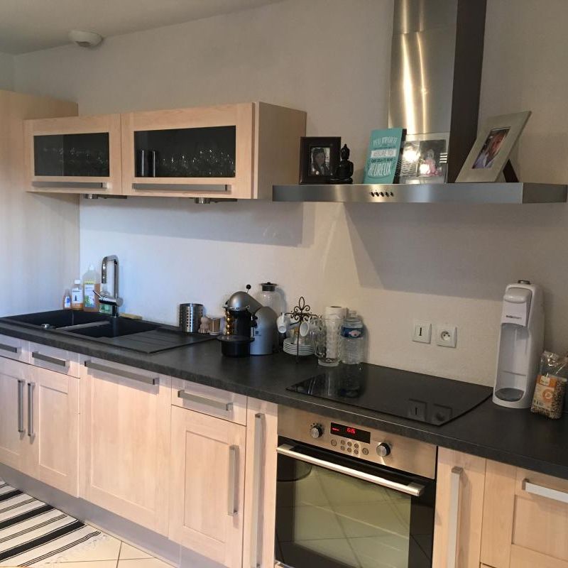 Location Appartement 3 pièces 76m² LA BALME DE SILLINGY 74330 - Photo 1