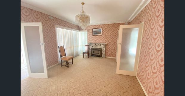 HUGE HOME WITH 2 SEPARATE LIVING AREAS - Photo 1