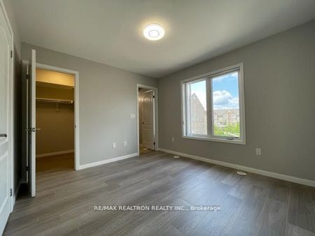 For Lease - 3120 Boxford Crescent Unit# 1, Mississauga, Ontario - Photo 4