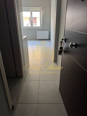 Studio/Γκαρσονιέρα για ενοικίαση Υψηλά Αλώνια (Πάτρα) - Photo 4