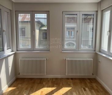 Very Nice Four-Bedroom House with Garden - IBSB - Photo 4