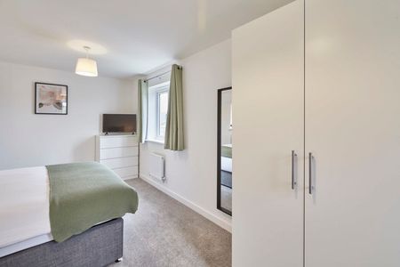 Ernest Avenue - Photo 4