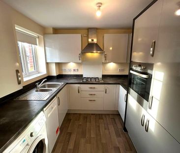 2 bedroom terraced house to rent - Photo 4