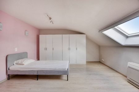 Ruime gemeubileerde woning met tuin te huur in Dilbeek - Photo 4