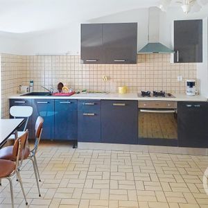 Location Appartement 2 pièces 43m² GANNAT 03800 - Photo 2