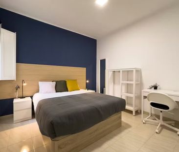 Carrer d'Entença, Barcelona, Catalonia 08015 - Photo 1