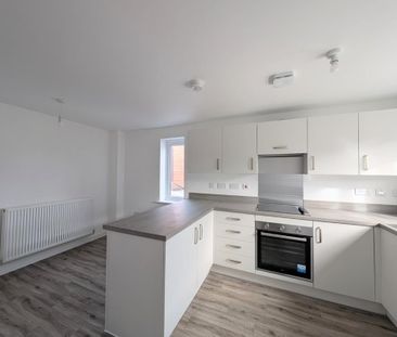3 bedroom semi-detached house to rent - Photo 1