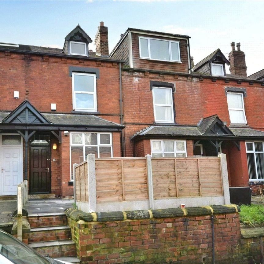 BILLS INLCUDED – Brudenell View, Hyde Park, LS6 - Photo 1