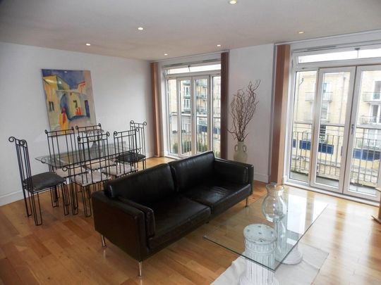 3 bedroom apartment to rent - Photo 1