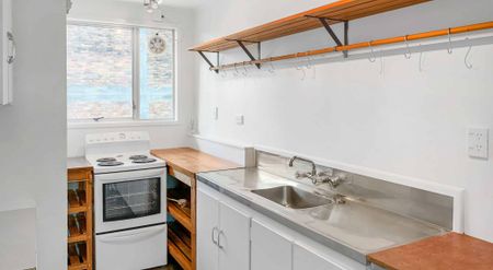 2 bedroom home in Mount Eden! - Photo 5