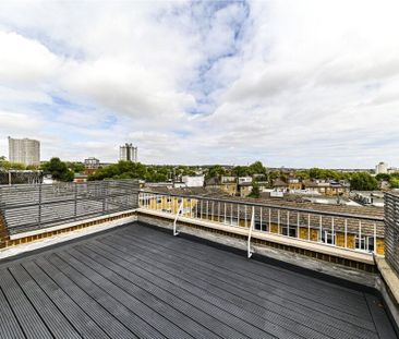 Meadowbank, Primrose Hill, London, NW3 3AY - Photo 2