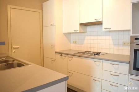 Ruim Gelijkvloers 1 slpk appartement in centrum Gullegem - Photo 4